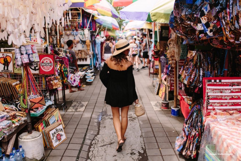 shopping in bali